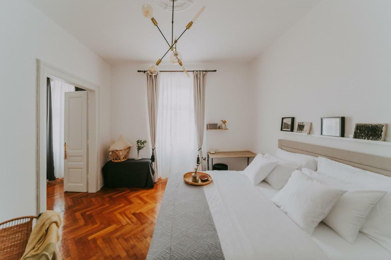 Alloro Boutique Apartment Pula Ngoại thất bức ảnh